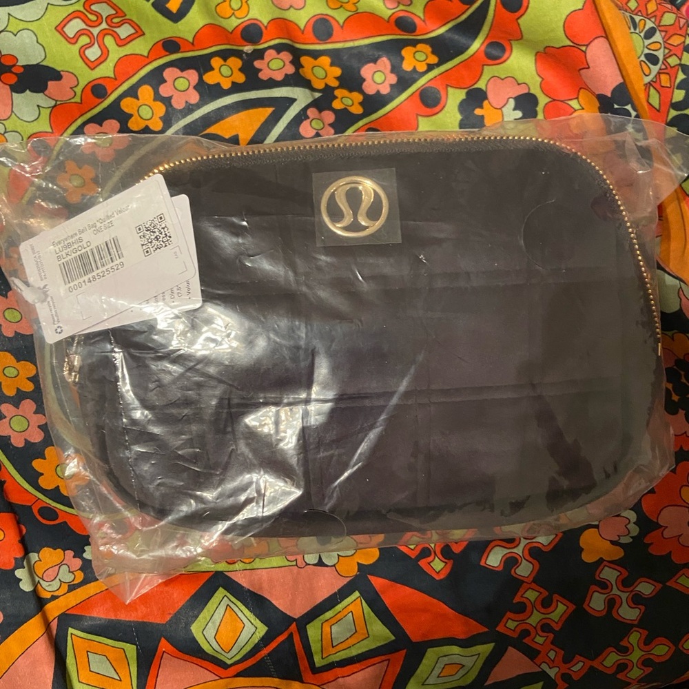 Lululemon Quilted Velour Belt Bag